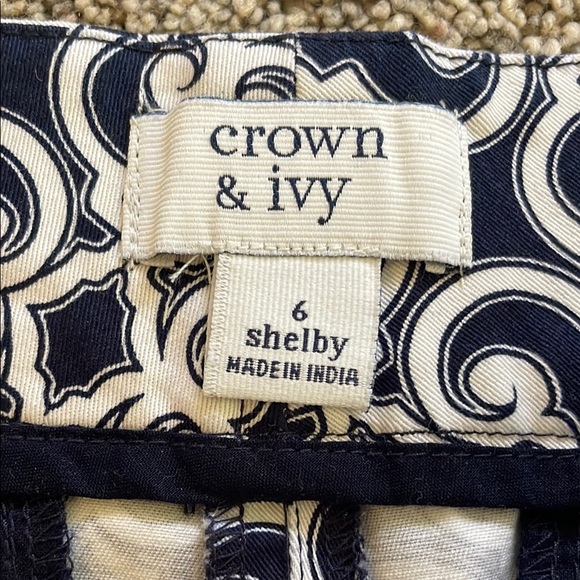 Crown and ivy navy and White Bermuda Shorts Geometric Pattern scalloped hem 6 - Picture 2 of 4